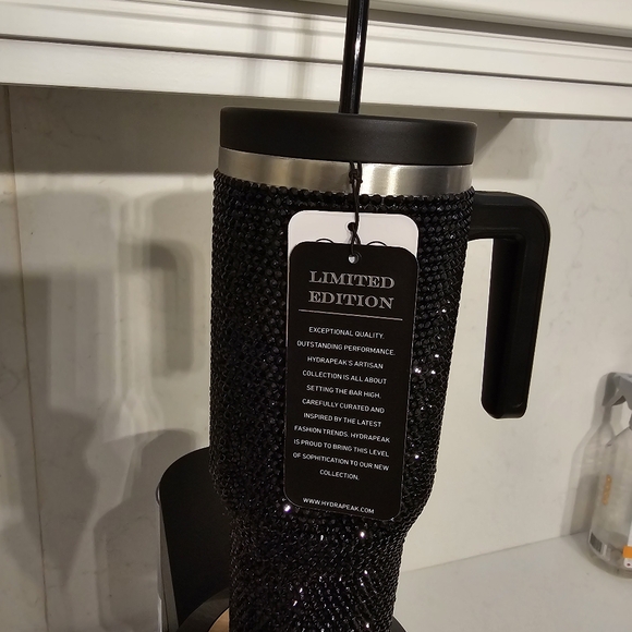 New Hydrapeak Black Rhinestone Stainless Steel 40oz Tumbler - Picture 6 of 14